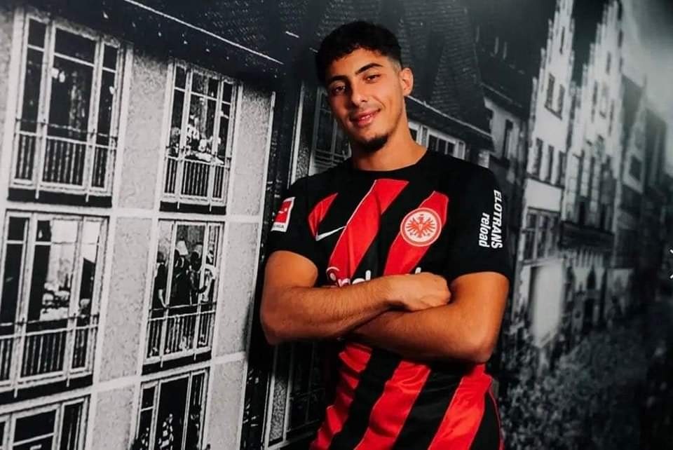 Farès Chaibi débute sur le banc