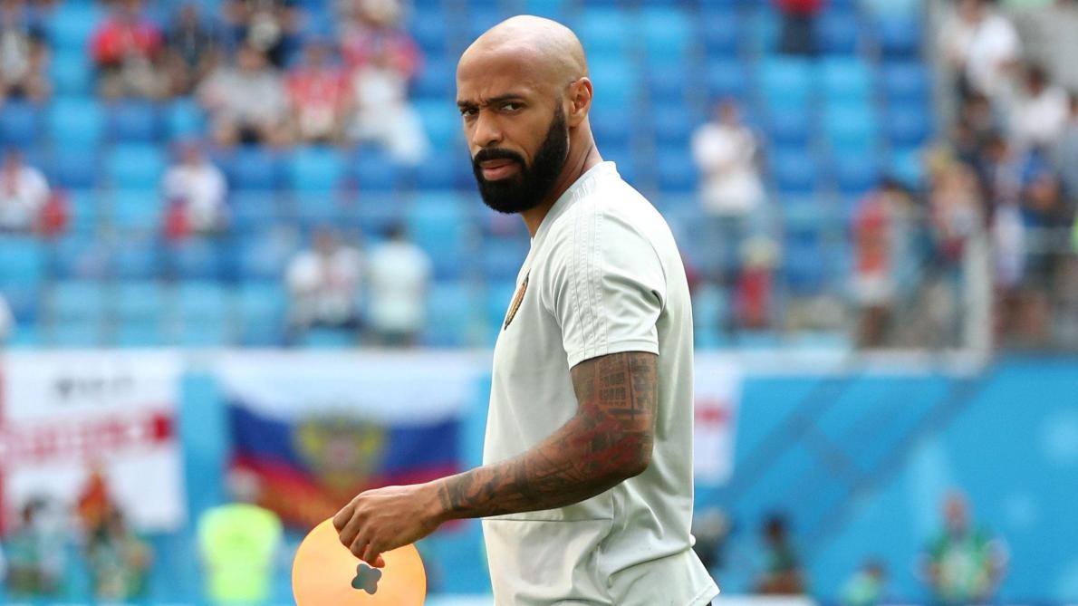 Thierry Henry soutient l&rsquo;attaquant nigérian et tacle sévèrement Naples