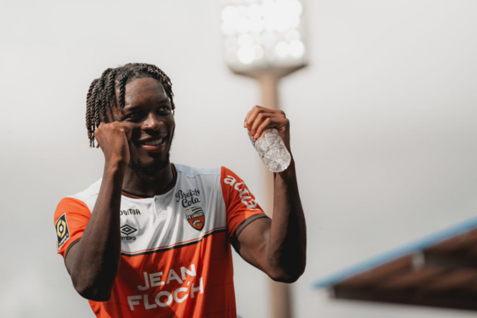 Isaak Touré participe à la victoire de Lorient contre Rennes