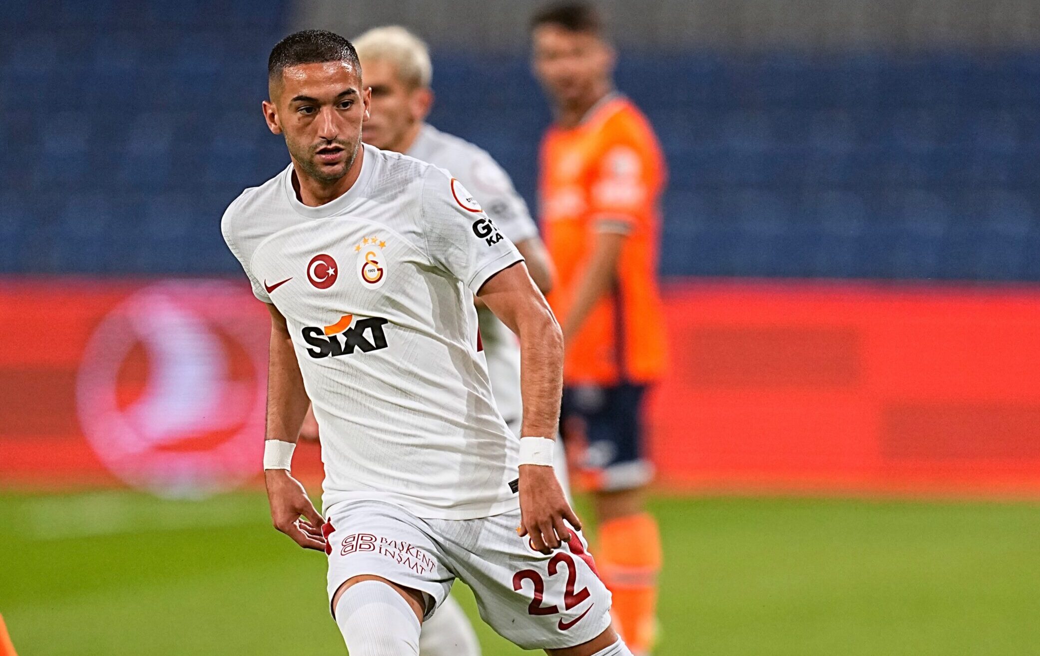 Galatasaray vs Manchester United, Onana, Amrabat, Zaha et Ziyech titulaires