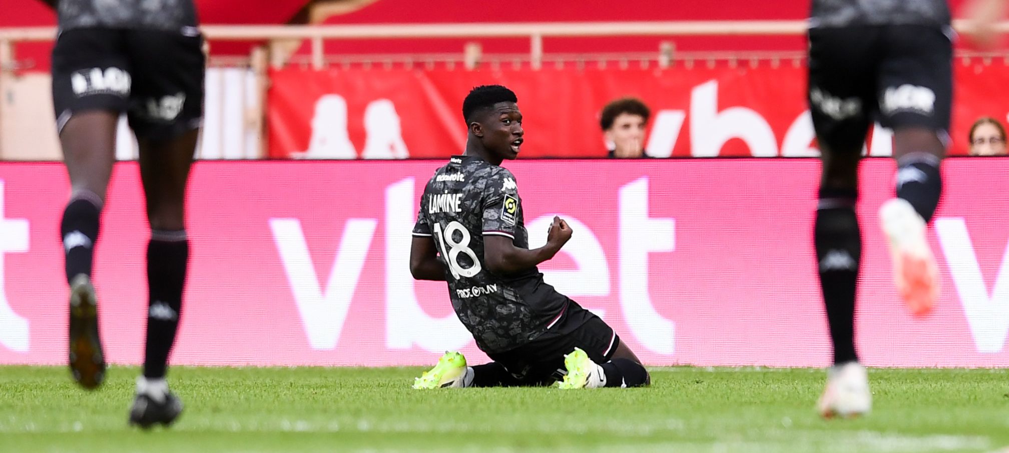 France : Lamine Camara remporte le prix du plus beau but du mois d’Octobre en Ligue 1 !