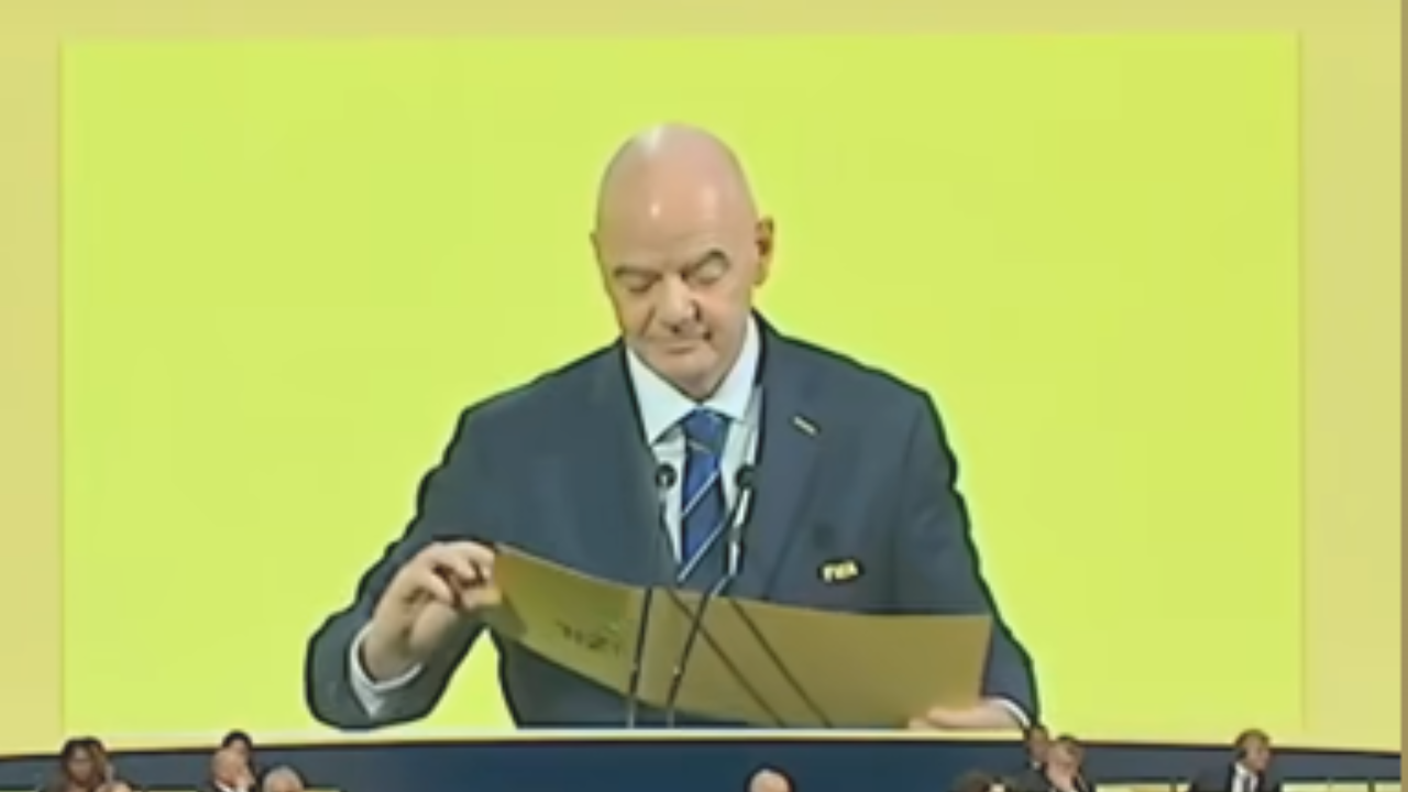 Hors-jeu, transparence, caméras embarquées : La FIFA dévoile ses innovations tech