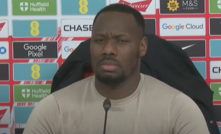 Pape Thiaw exhorte les Lions à garder leur combativité après leur triomphe en Angleterre