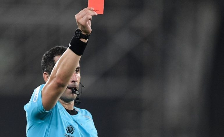 FIFA : Nouvelles règles sur les cartons rouges avant la Coupe du monde