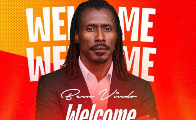 Aliou Cissé rebondit en Angola pour un nouveau défi