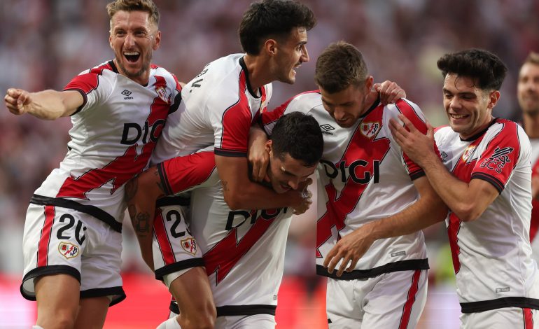 Ligue Conférence : le Rayo Vallecano frôle le naufrage mais passe