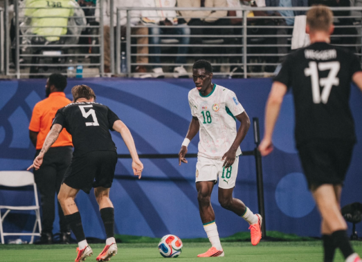Ismaila Sarr en feu, mais le Sénégal au bord de l’élimination