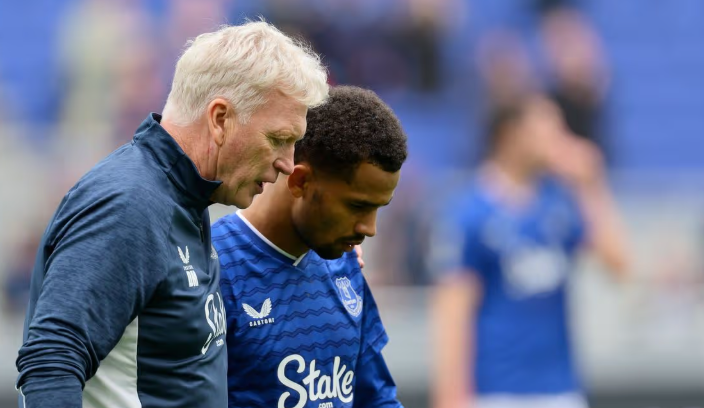 Iliman Ndiaye : David Moyes ferme la porte à un départ d’Everton