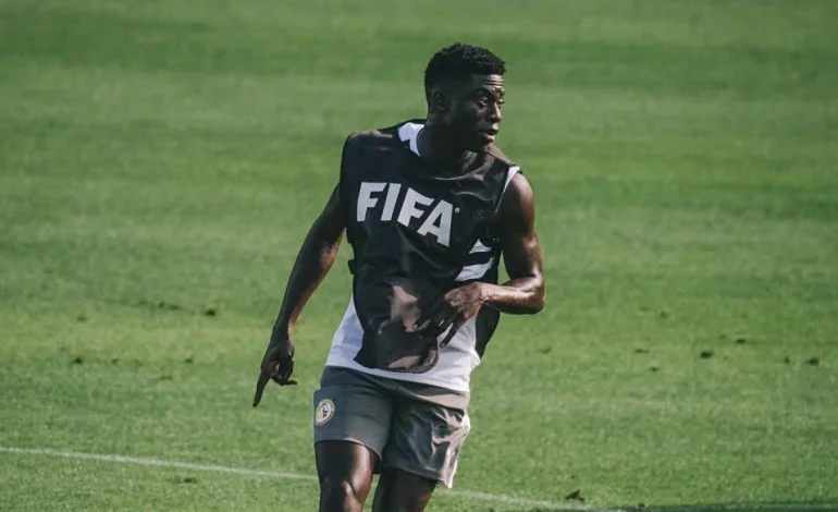 Bayern Munich : Bara Sapoko Ndiaye éloigné des terrains après une opération